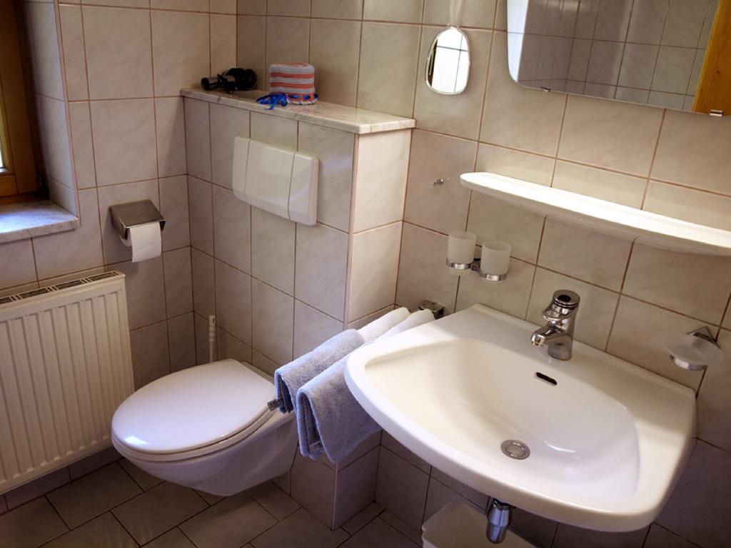 Haus Moosplatzl Apartment Leutasch Phòng bức ảnh
